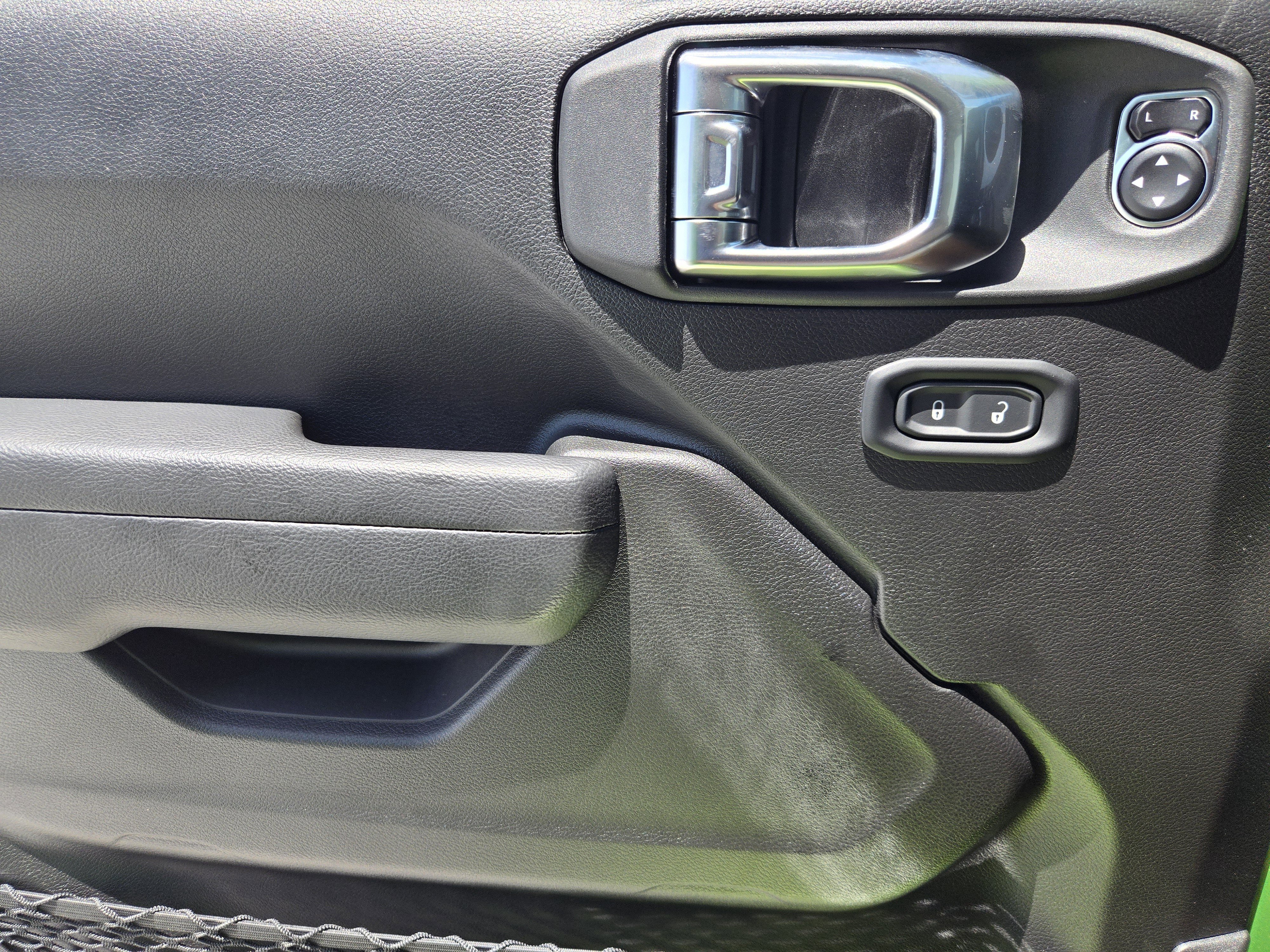 2025 Jeep Wrangler 4-Door Sport S - Photo 17