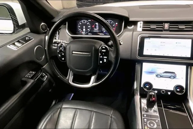 Used 2020 White Land Rover HSE image 4