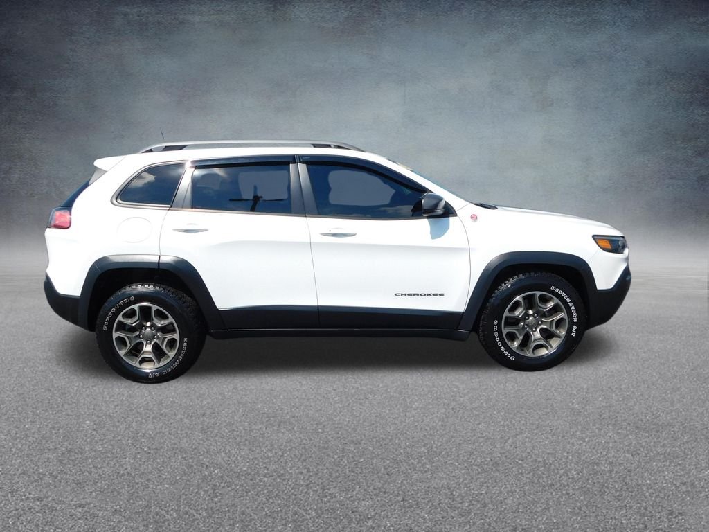 Used 2020 Jeep Cherokee Trailhawk with VIN 1C4PJMBX9LD526976 for sale in Richmond, IN
