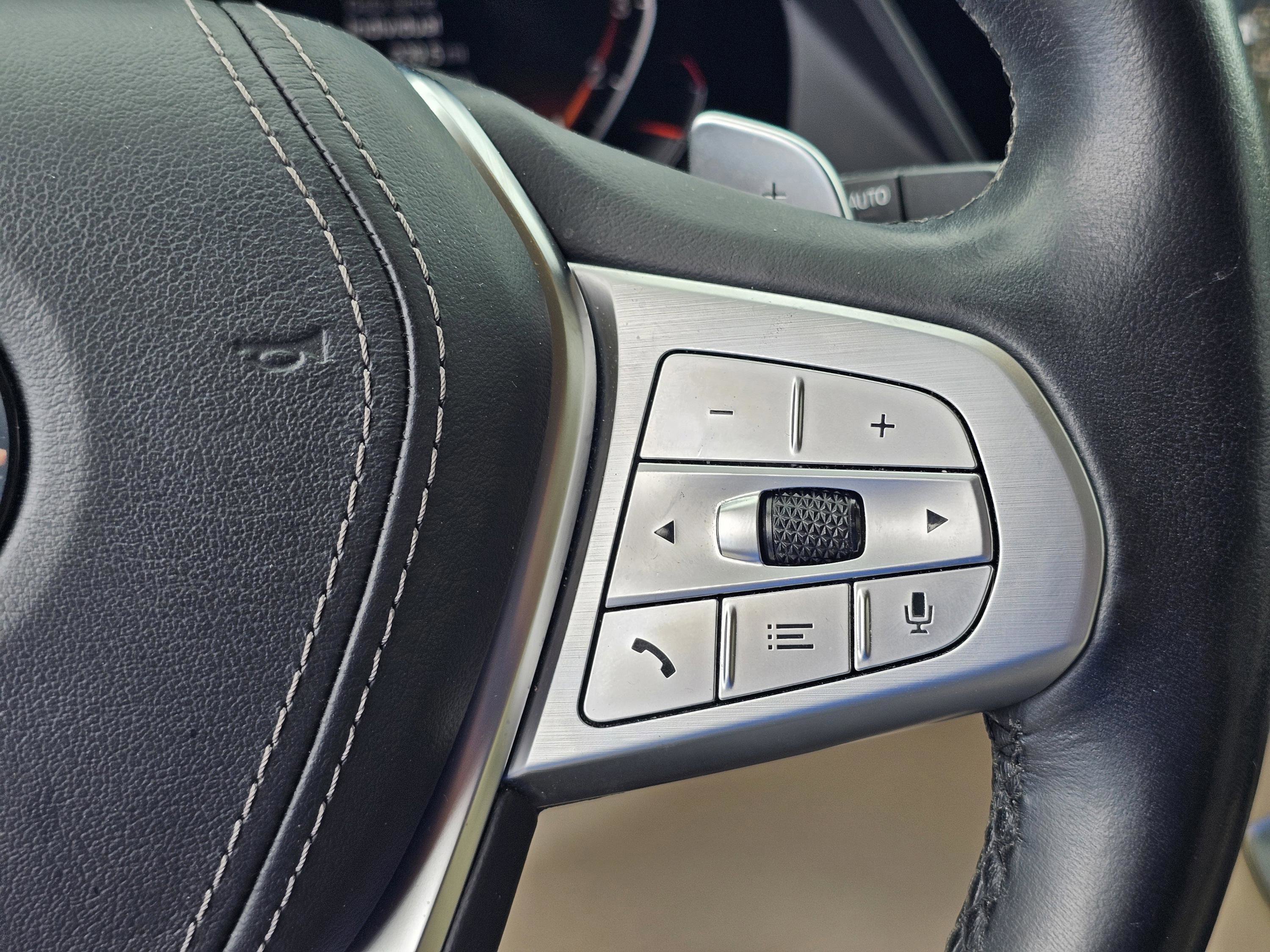 Used 2019 Alpine White BMW xDrive40i image 22