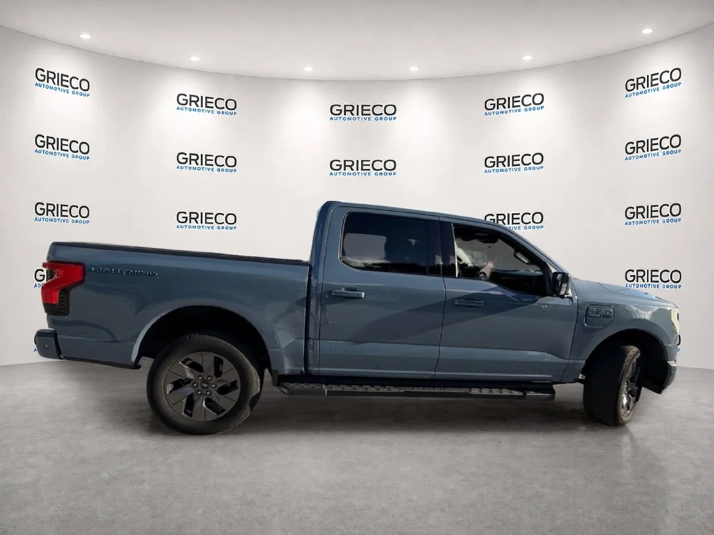 Used 2023 Gray Ford Lariat image 8