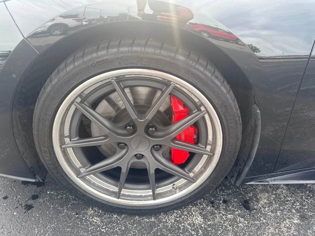 Used 2021 Black Chevrolet Stingray image 41