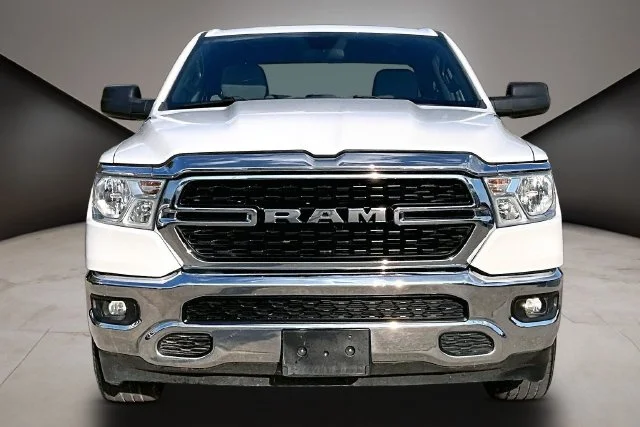 Used 2022 White Ram Big Horn/Lone Star image 3