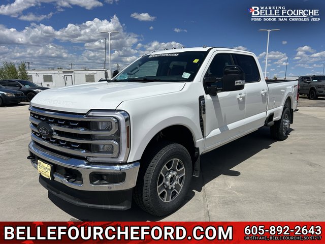 2026 Ford Super Duty F-350 SRW LARIAT