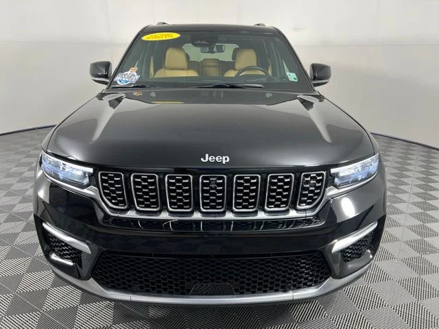 Used 2023 Black Jeep Summit 4xe image 2