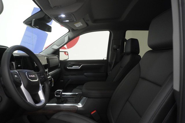 2026 GMC Sierra 1500 SLT - Photo 21
