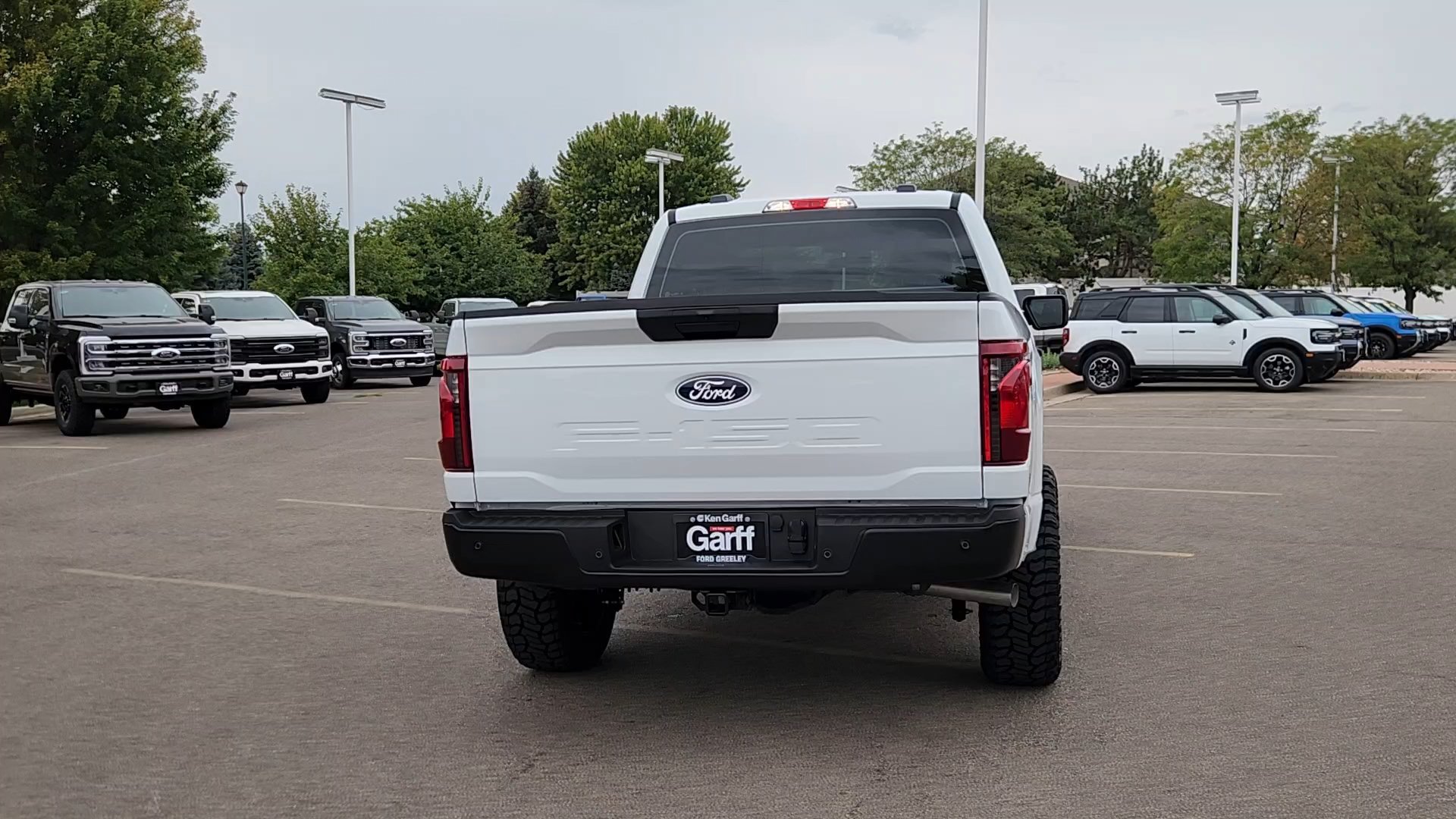 New 2026 Oxford White Ford XL image 17