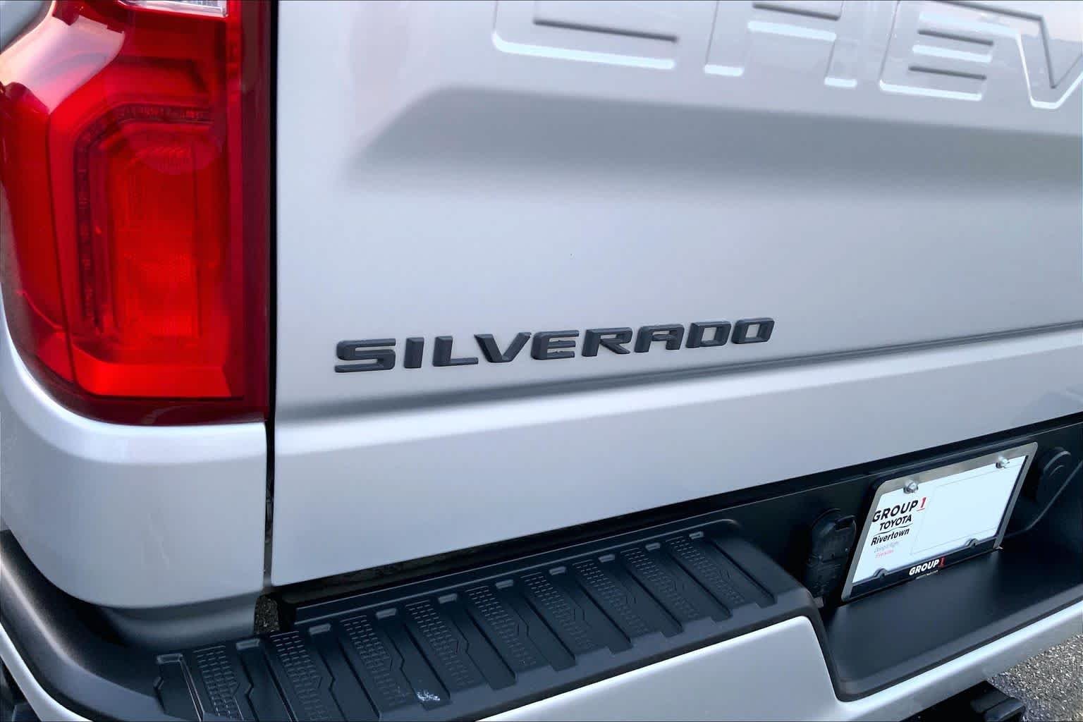 Used 2020 Silver Ice Metallic Chevrolet RST image 28