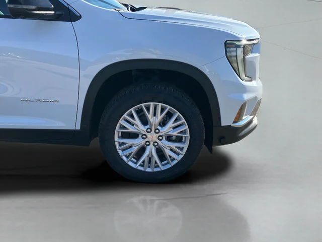 New 2026 Glacier White Tricoat GMC Elevation image 12