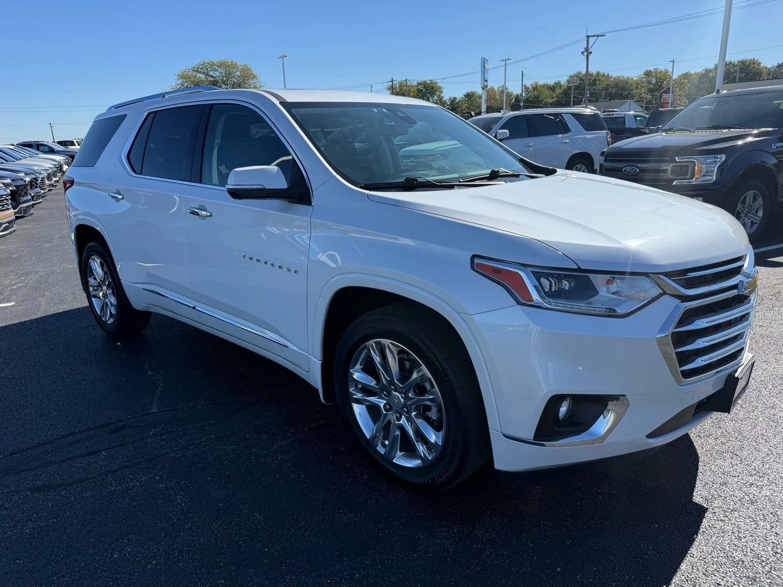 Used 2021 IRIDESCENT PEARL TRICOAT Chevrolet High Country image 7