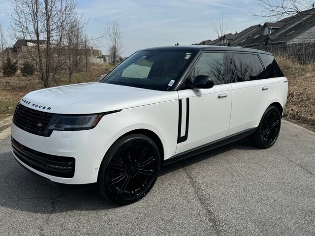2026 Land Rover Range Rover 4.4 SE LWB 7's photo