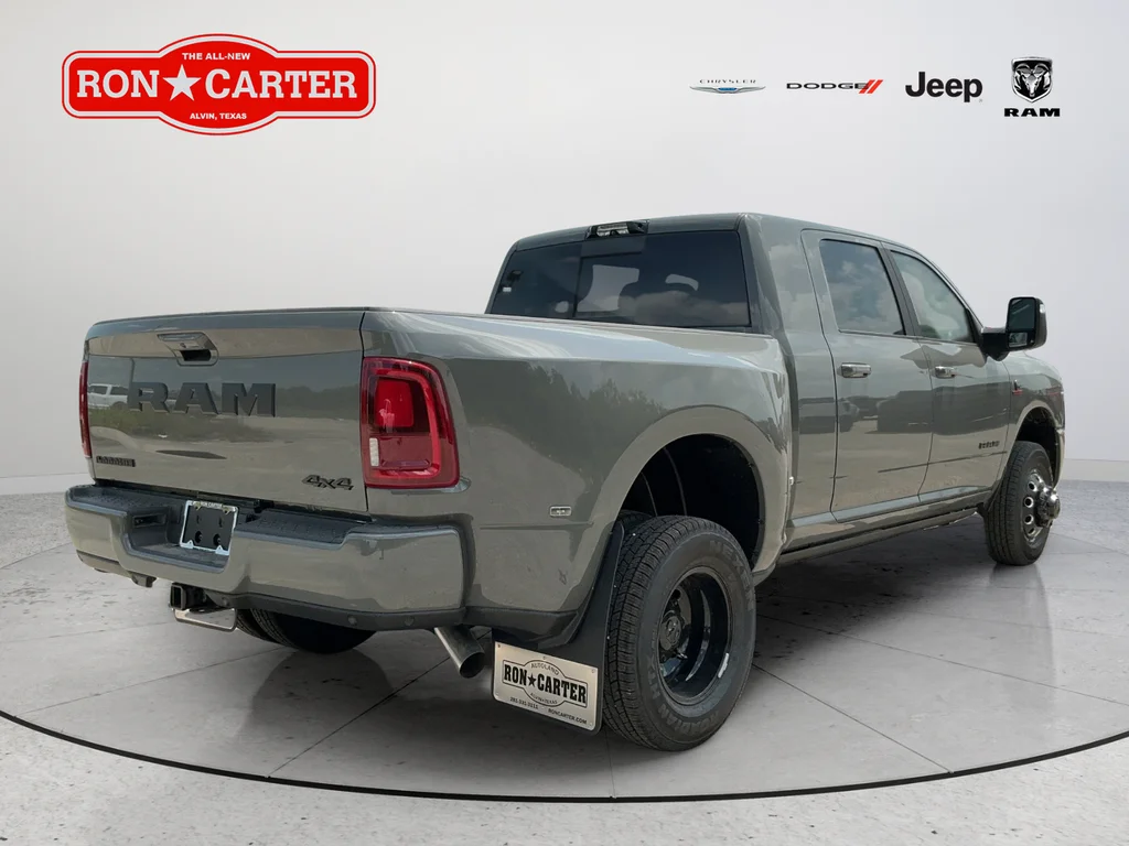 New 2026 Ceramic Gray Clear-Coat Exterior Paint RAM Laramie image 5
