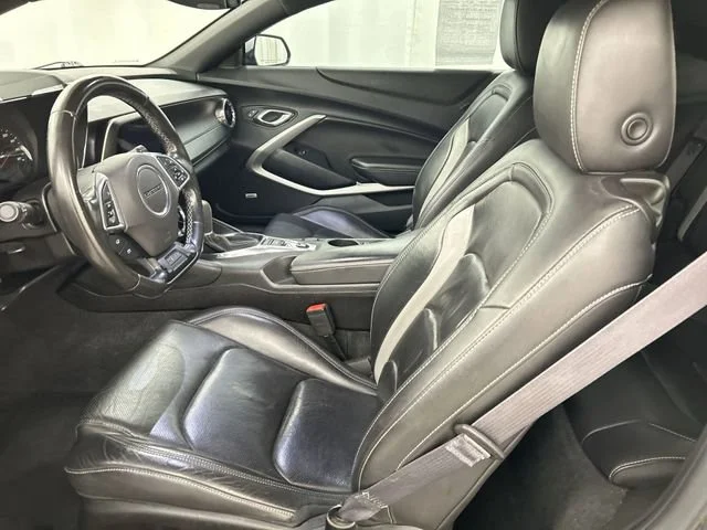 2017 Chevrolet Camaro 2LT - Photo 25