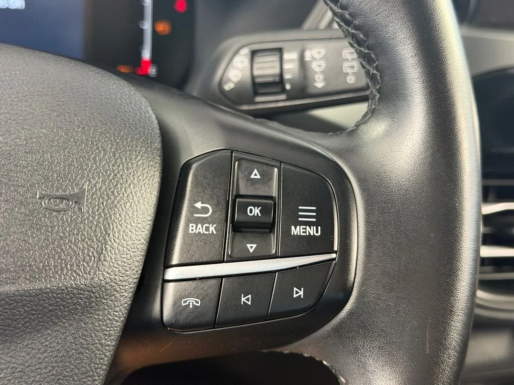 Used 2024 Red Ford Active image 20