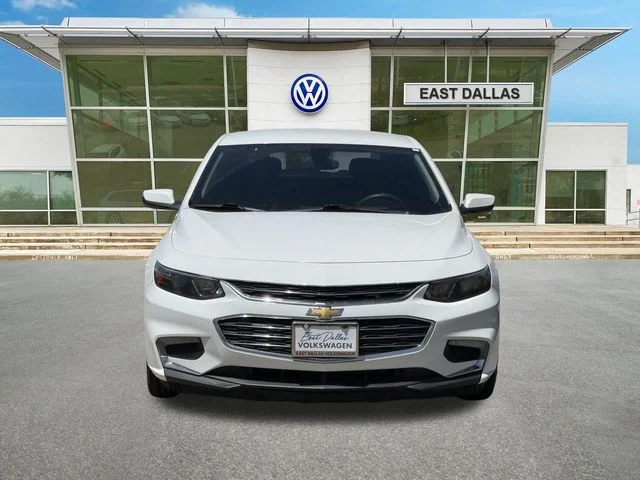 Used 2018 White Chevrolet LT image 6