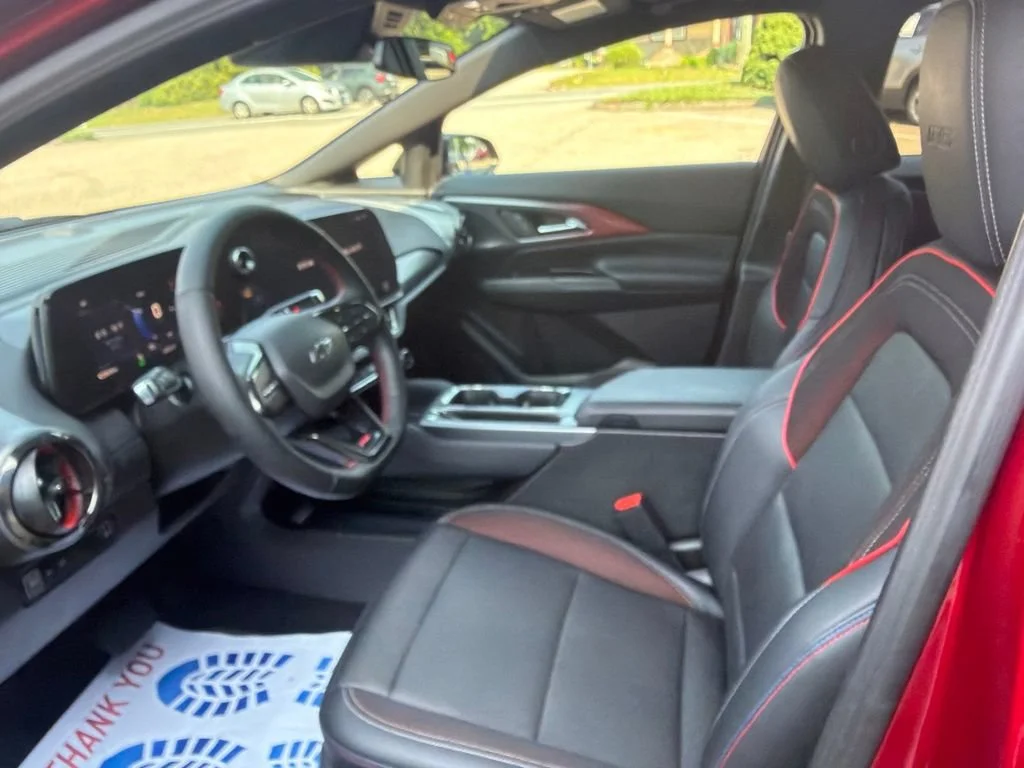 2024 Chevrolet Equinox EV RS - Photo 60