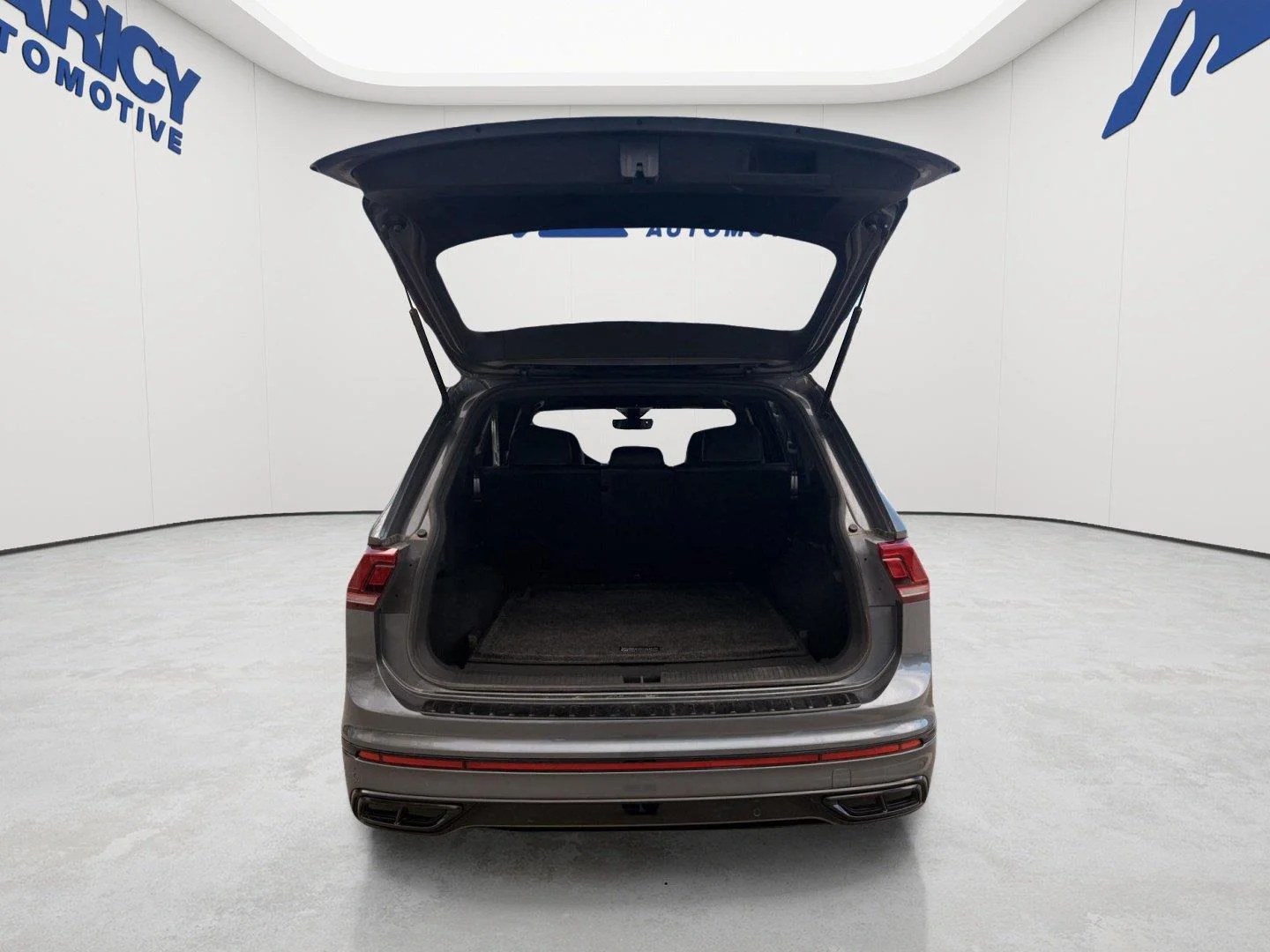 Used 2023 Platinum Gray Metallic Volkswagen SE R-Line Black image 4