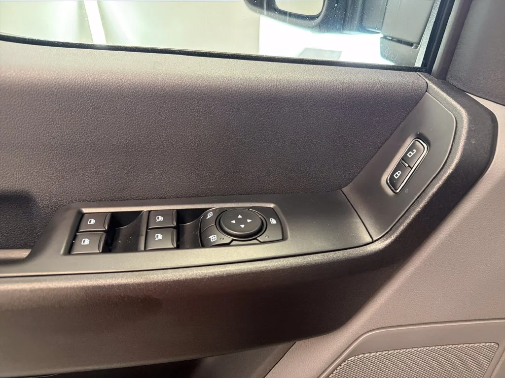 New 2027 Agate Black Metallic Ford F-350® XL image 11