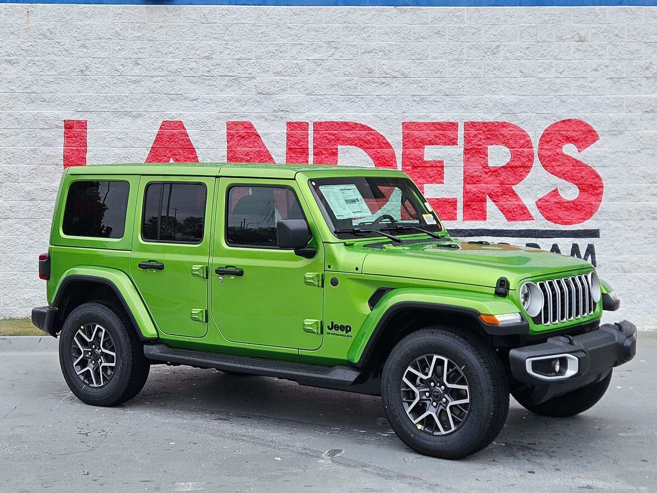 WOUTERS&HENDRIX☆リング12号☆エメラルドグリーン New 2026 Jeep Wrangler Sahara 4-door in Little Rock #TW190719