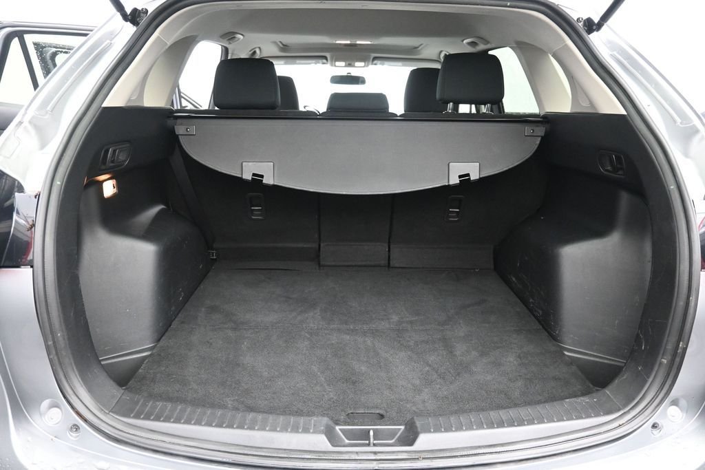 Used 2015 Silver Mazda Touring image 21