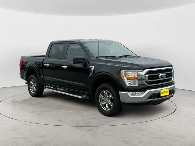 Used 2022 Black Ford XLT image 7