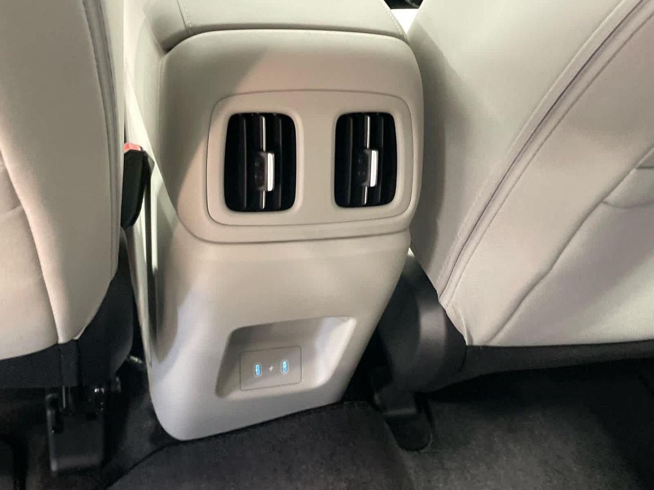 New 2026 Ecotronic Gray Hyundai SEL AWD image 22