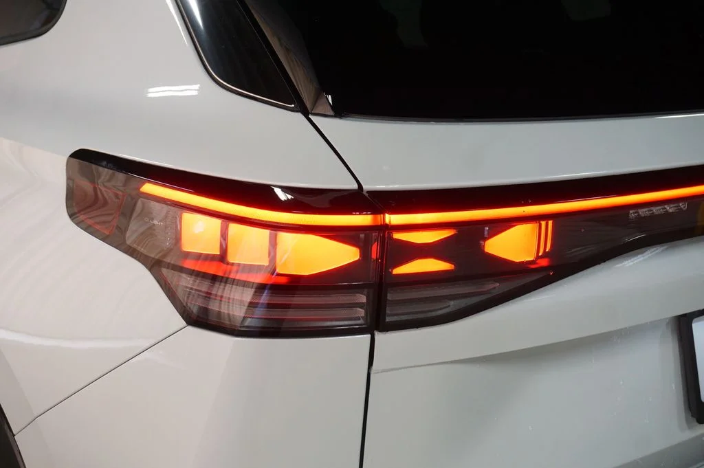 New 2026  Volkswagen 2.0T SEL R-Line Turbo image 37