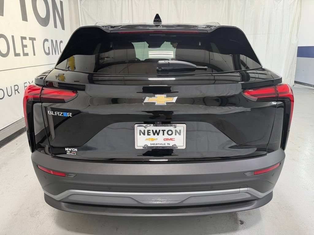 2025 Chevrolet Blazer EV LT - Photo 31