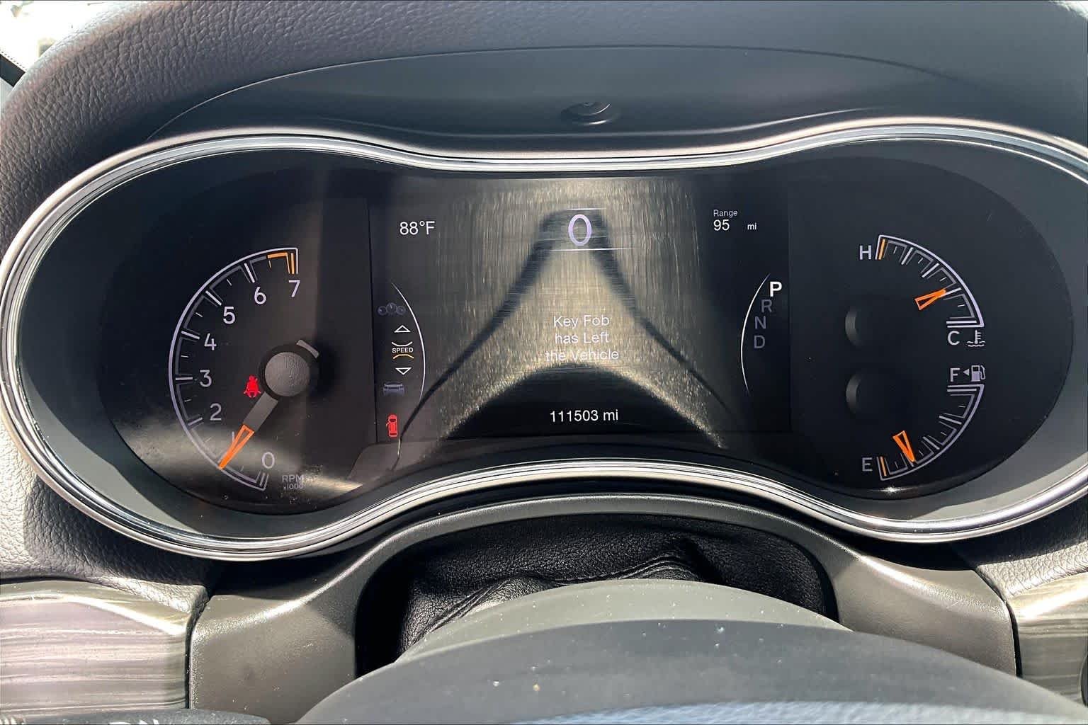 Used 2019 Granite Crystal Metallic Clearcoat Jeep Altitude image 26