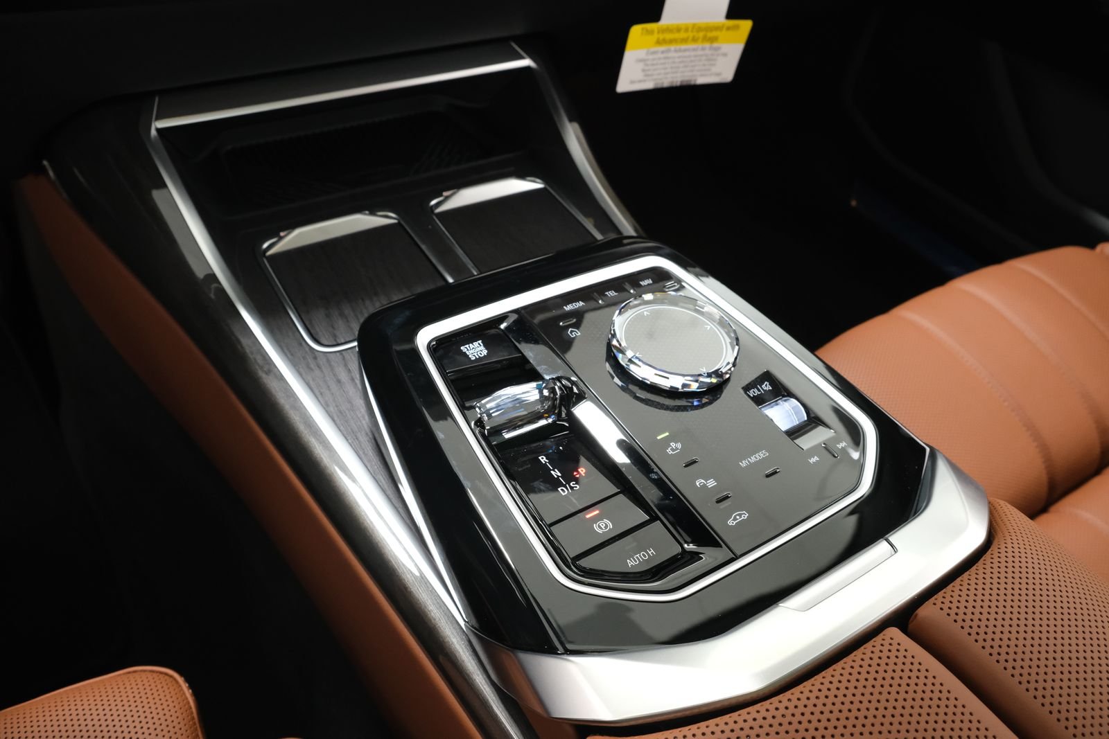 New 2026 Black Sapphire Metallic BMW 760i xDrive image 36