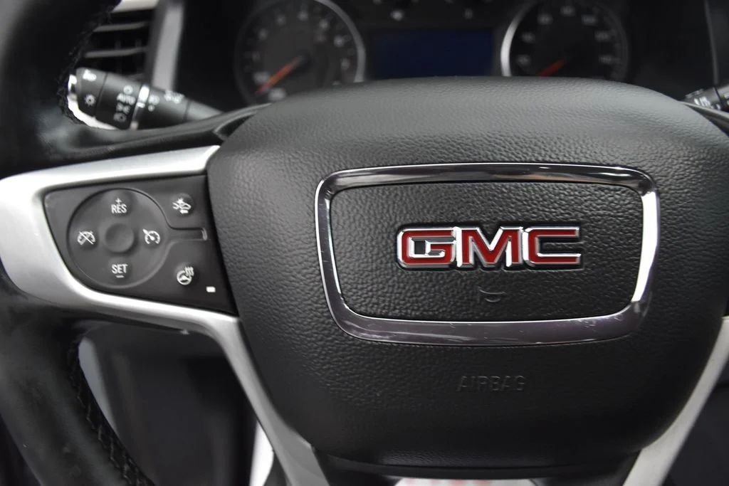 Certified Used 2023 Silver GMC SLT image 10