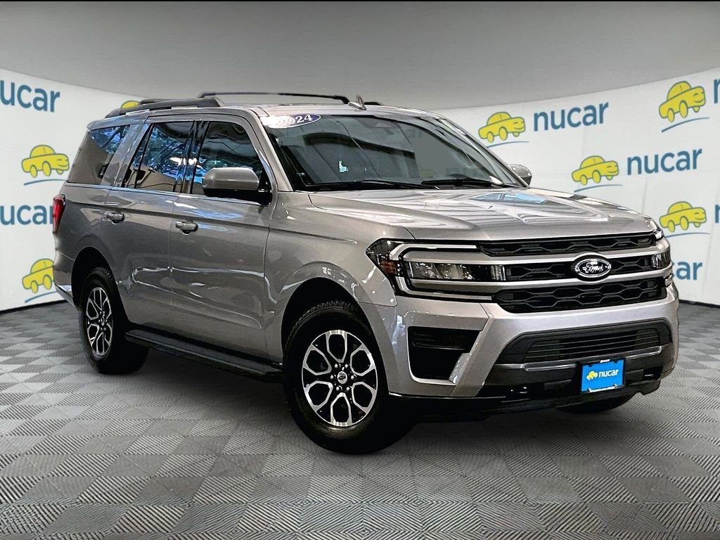 Used 2024 Silver Ford XLT image 1