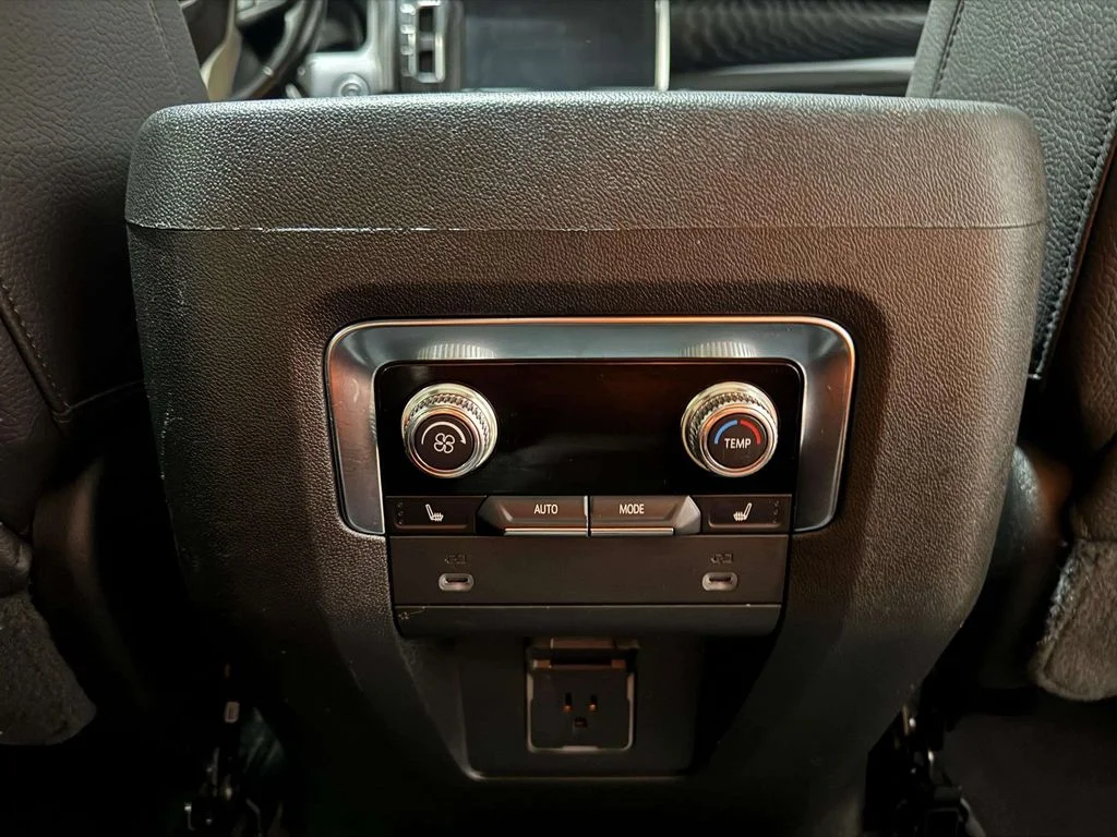 Used 2022 Black GMC Denali image 16