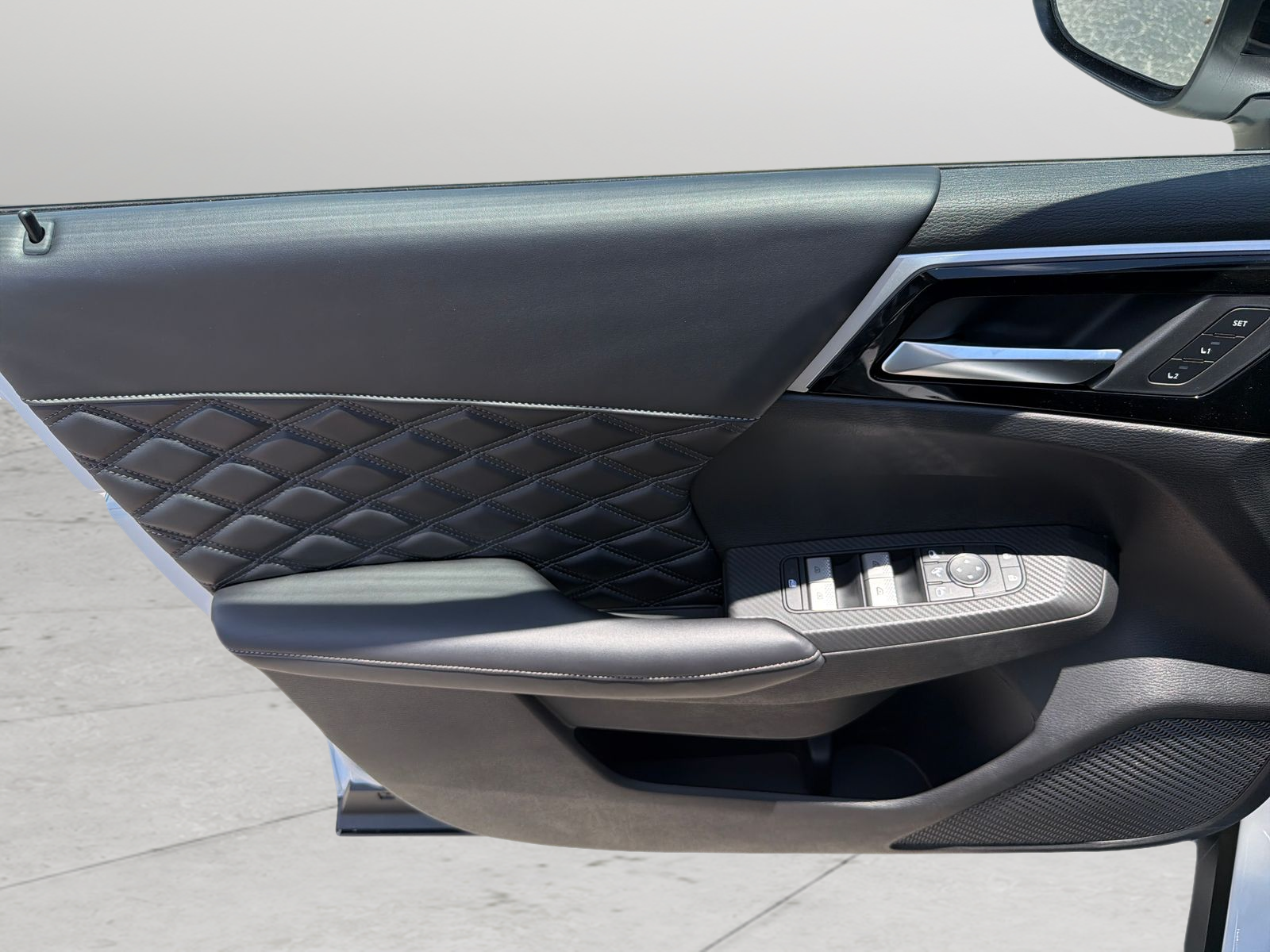 New 2026 White Nissan Platinum image 25