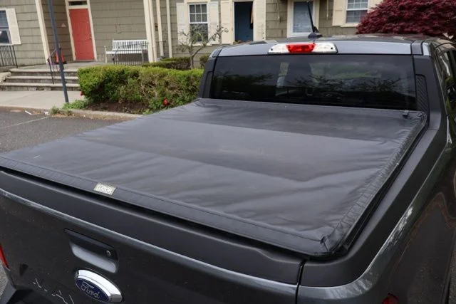 Used 2024 Gray Metallic Ford XLT image 10