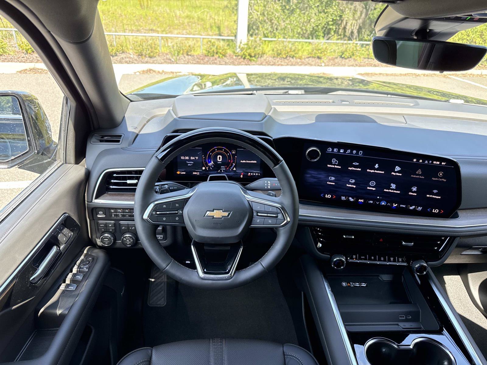 2026 Chevrolet Suburban High Country - Photo 14
