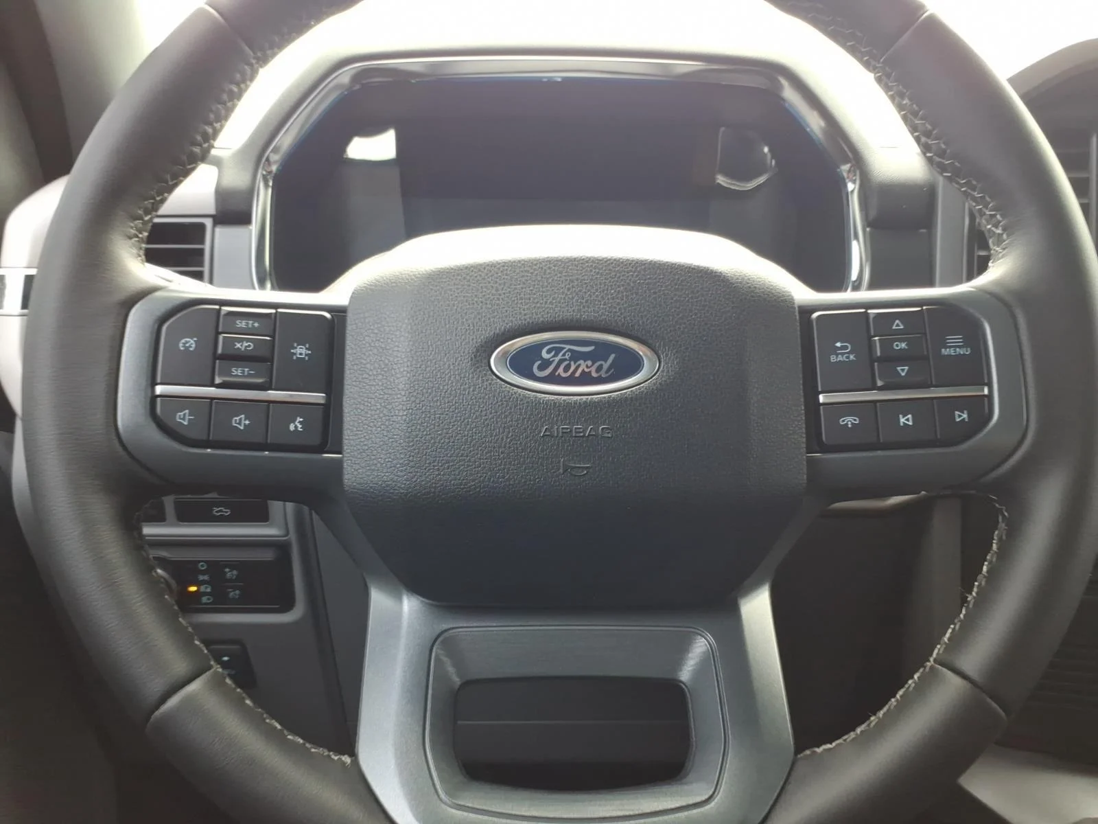 Used 2023 Carbonized Gray Metallic Ford XLT image 26