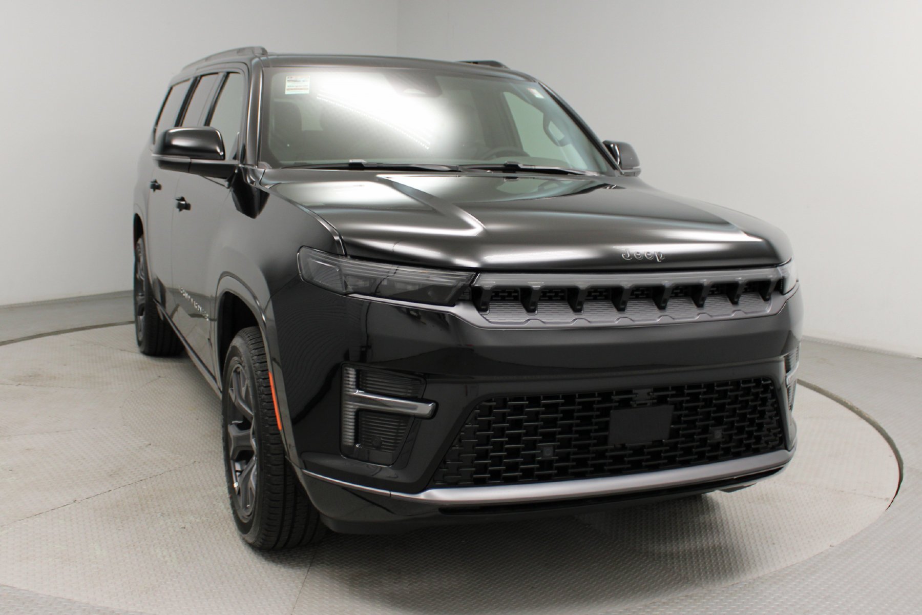 New 2026 High Gloss Black Exterior Paint Jeep Limited Altitude 4x4 image 7