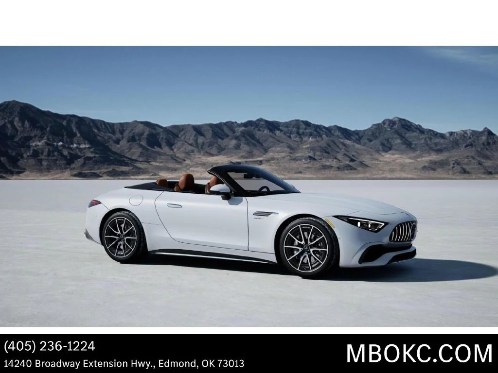New 2027 MANUFAKTUR Moonlight White Metallic Mercedes-Benz AMG® SL 43 Roadster image 58