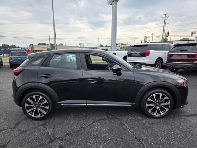 Used 2019 Black Mazda Grand Touring image 9