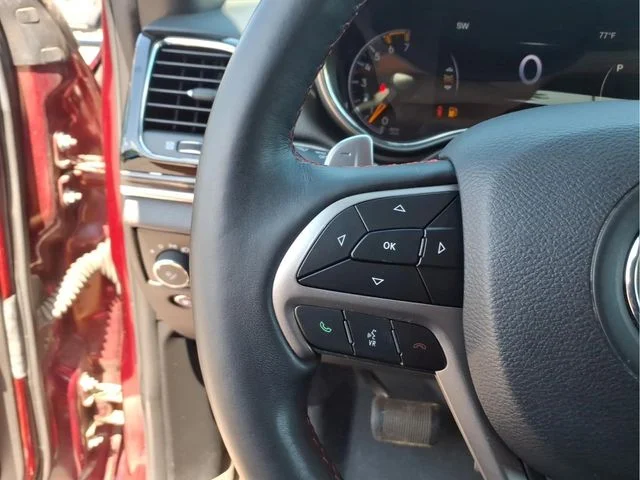 Used 2019 Red Jeep Trailhawk image 20