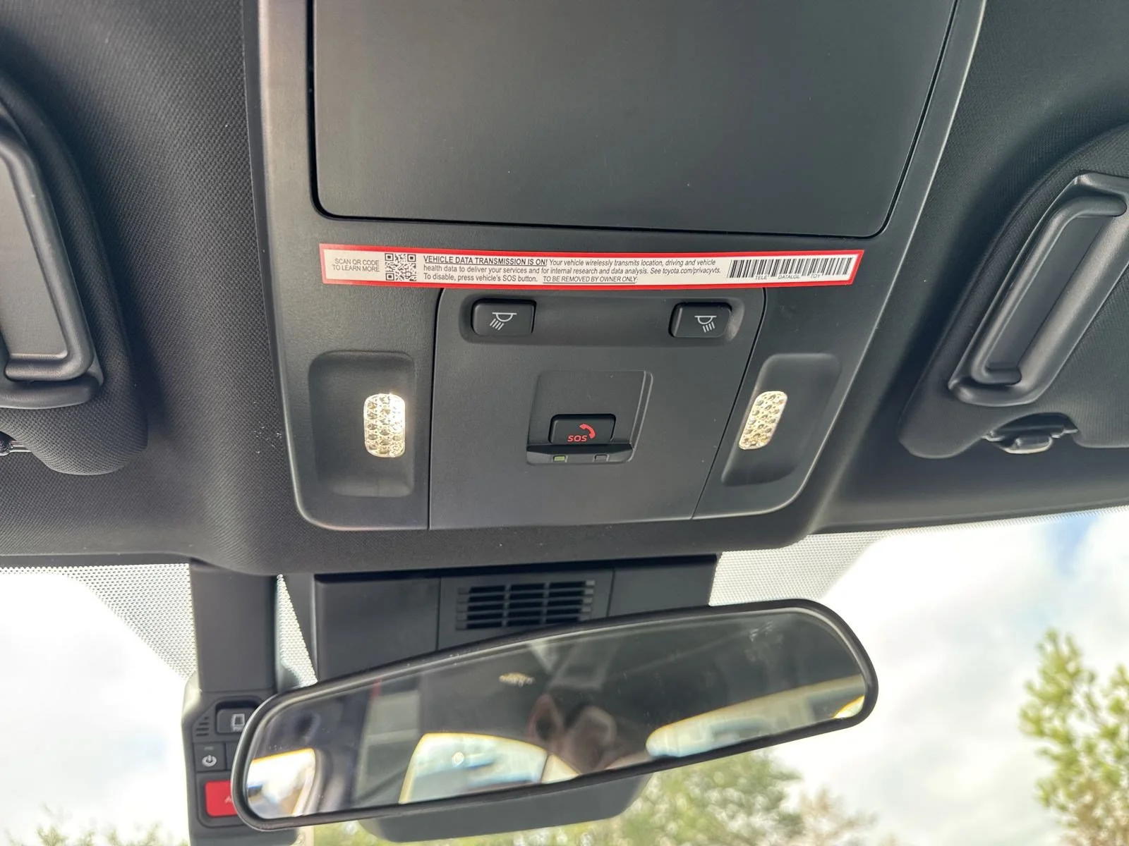 Used 2025  Toyota  image 21