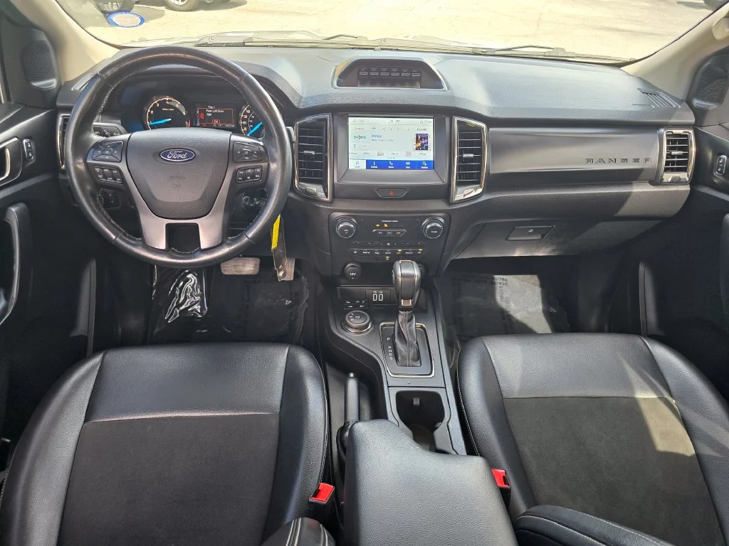 Used 2023 Green Ford XLT image 5