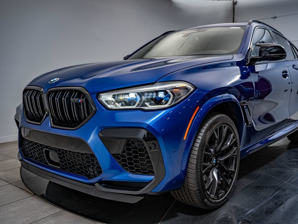 Used 2020 Marina Bay Blue Metallic BMW Competition image 14