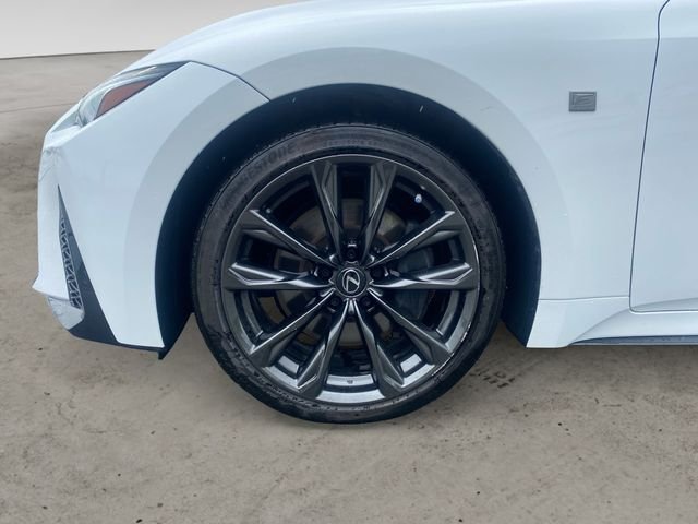 Used 2024 White Lexus 300 image 9