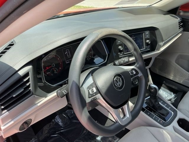 Used 2019 Orange Volkswagen 1.4T S image 19