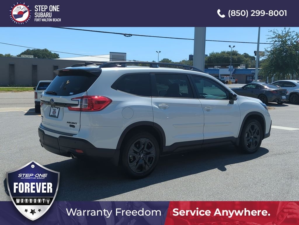 Used 2026 White Subaru Onyx Edition Touring image 7