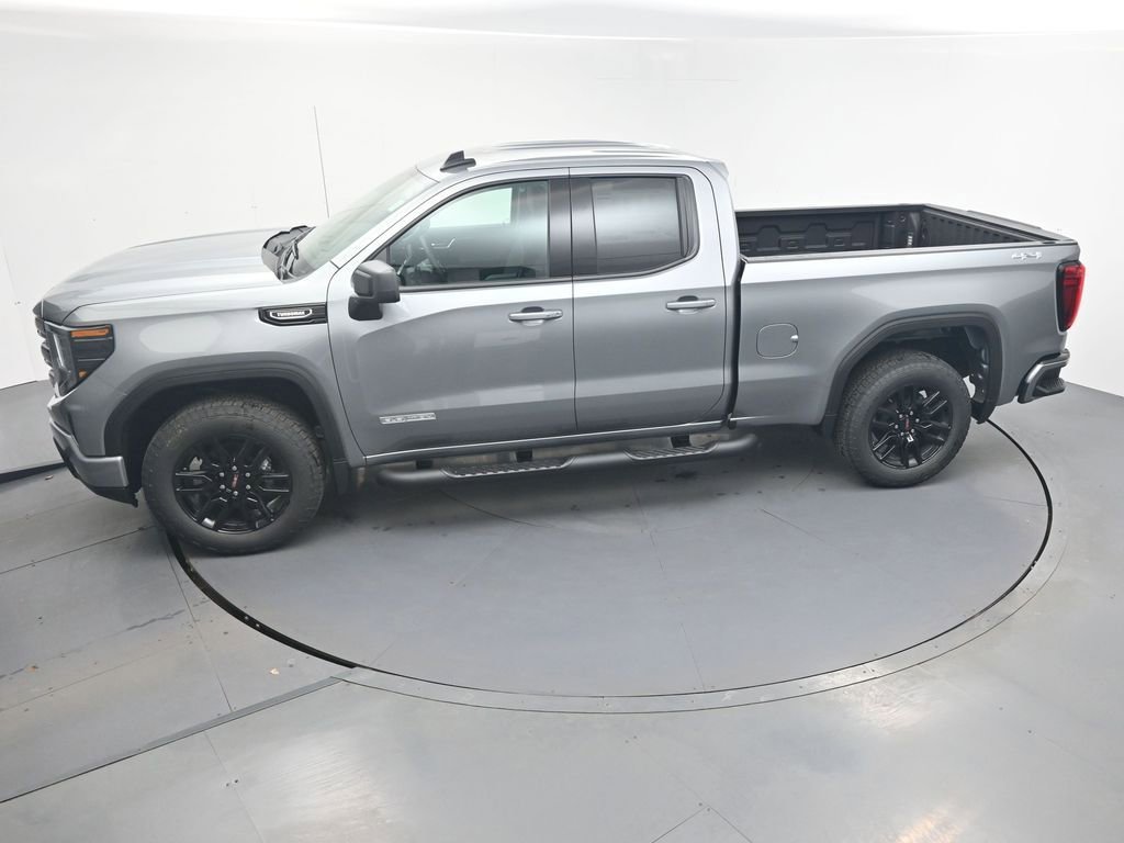 New 2026 Sterling Metallic GMC Elevation image 26