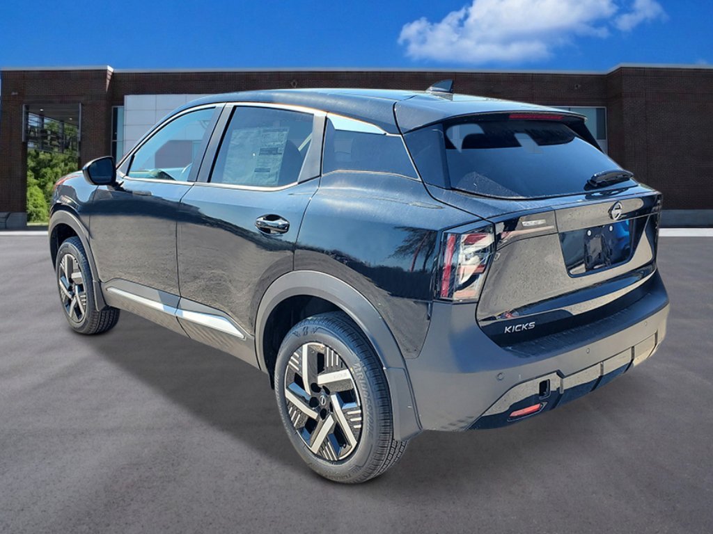 New 2026 Super Black Nissan SV image 4