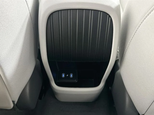 New 2026 Hyundai KONA SE